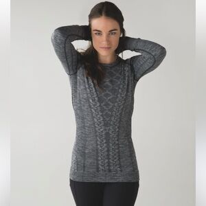 Lululemon Restless pullover